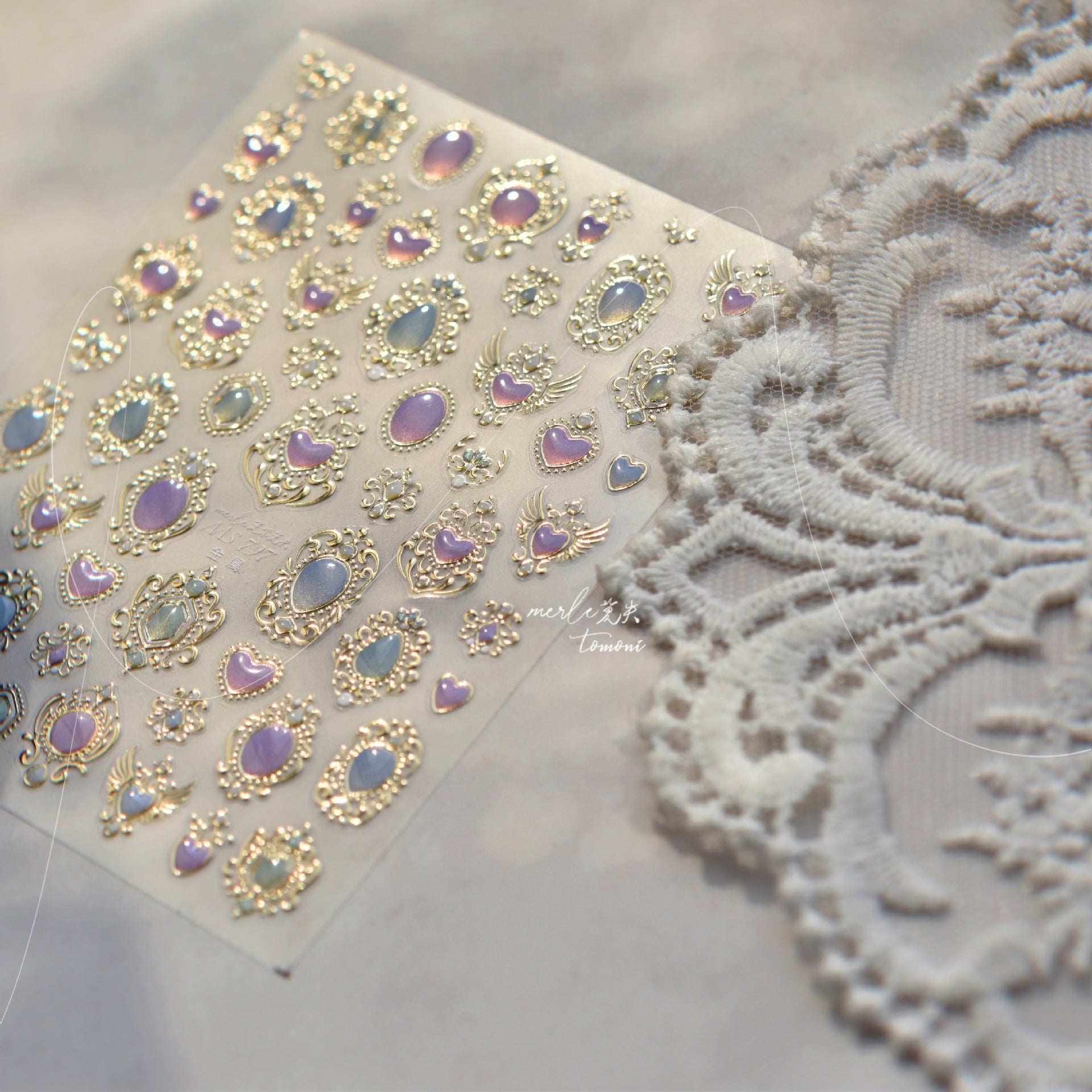 Gold Vintage Gem Frame & Heart: "Regal Antique Gemstone" – 5D Embossed Nail Sticker