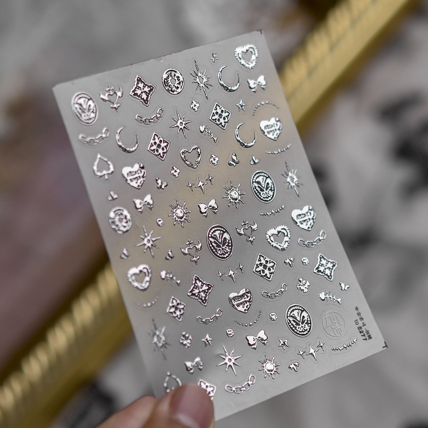 Gothic Cross Silver – Vintage Punk Nail Art Stickers