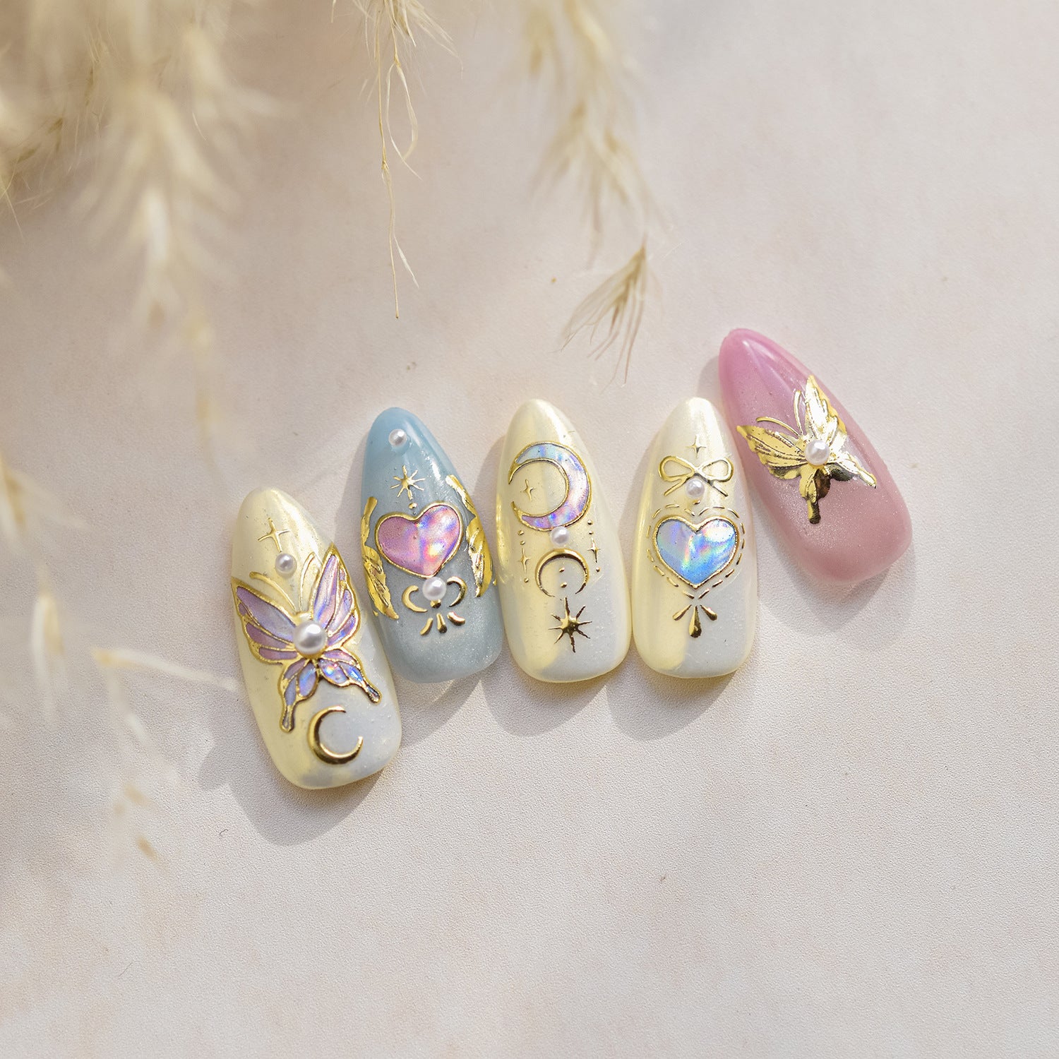 365nails: "Gold Outline Butterfly & Moon" – nail art stickers