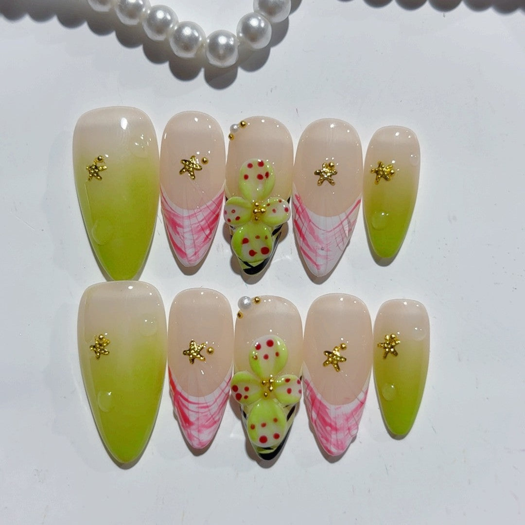 365nails-夏日微風：「草莓雪酪」— 杏仁形 手工製 3D 雕刻 穿戴甲