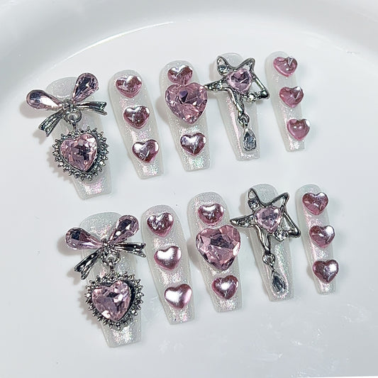 Unhas postiças longas com remendo de coração em forma de coração, fofas e doces para meninas, feitas à mão｜365nails