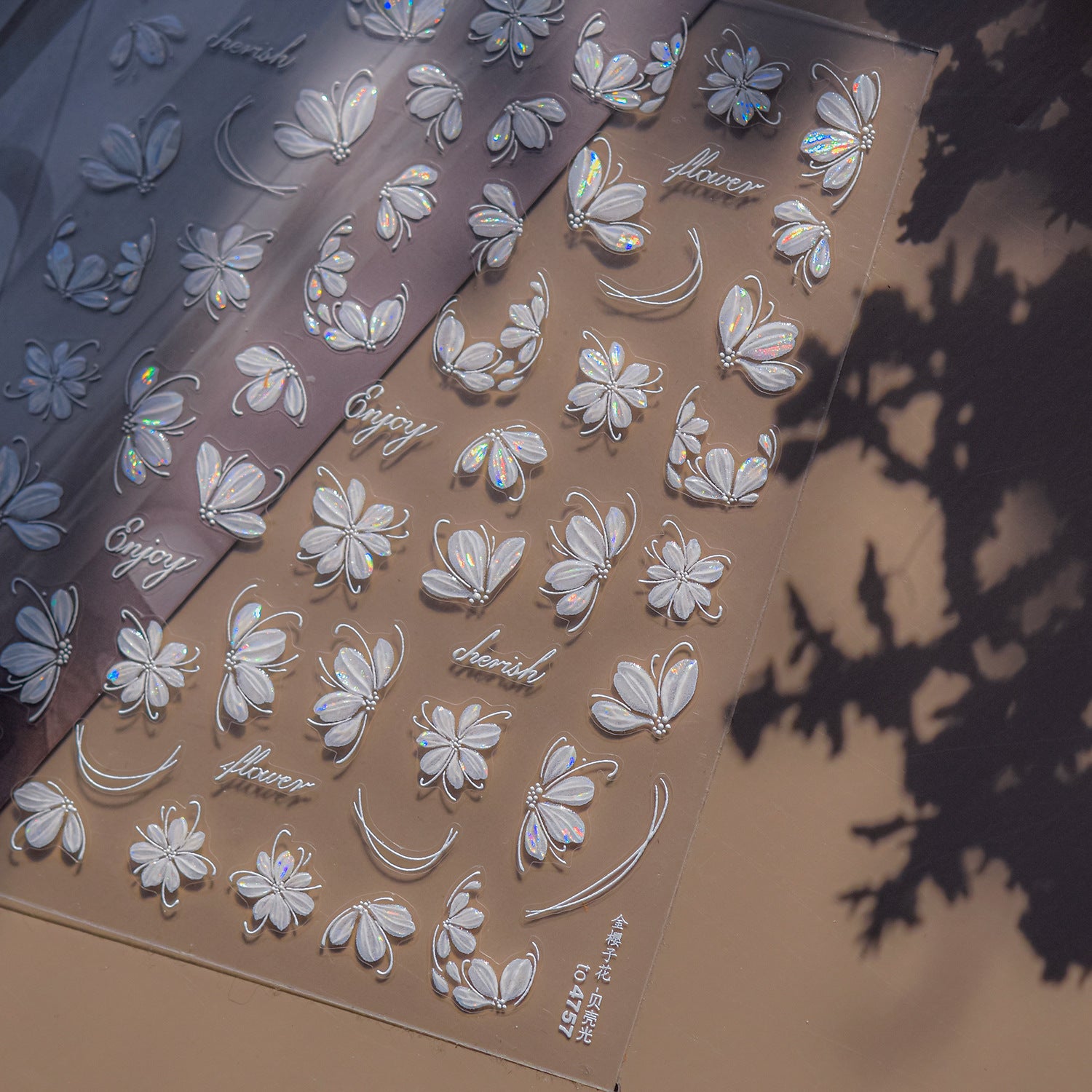 虹彩百合花系列：白色綻放 – 5D 立體甲貼