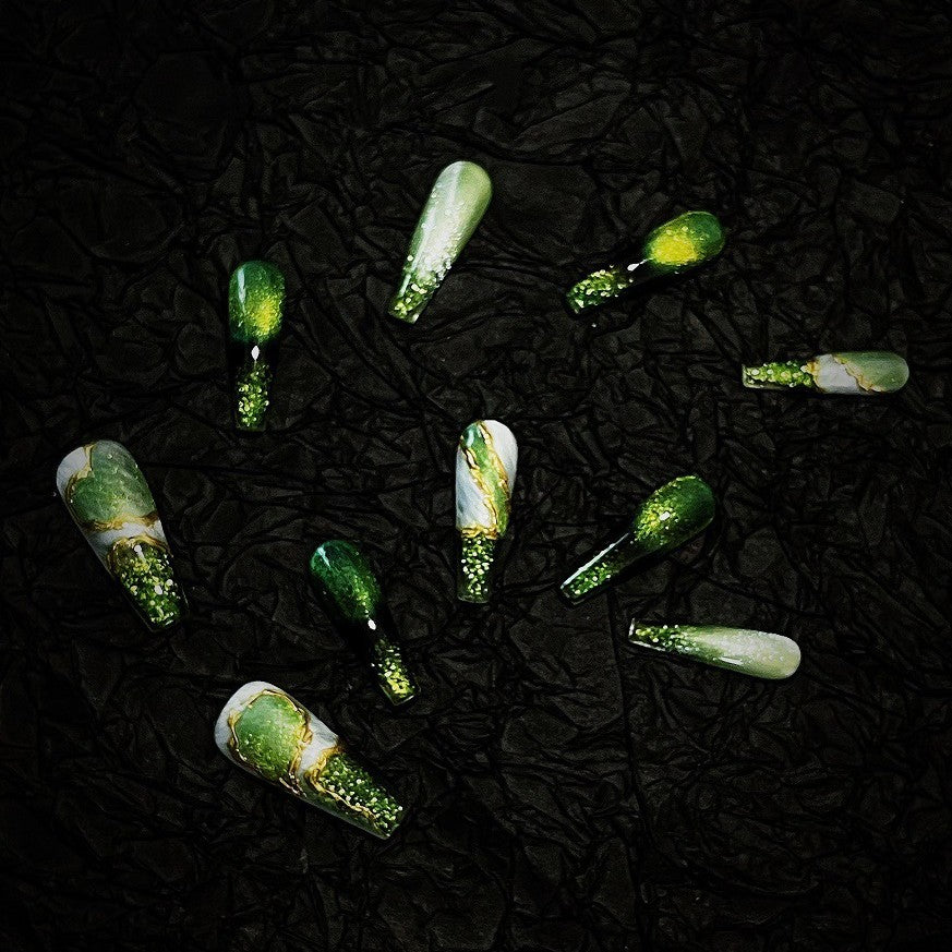 [Baguio] Glue golden magic mirror powder hook edge temperament green cat's eye ten fingers quicksand flow press on nail