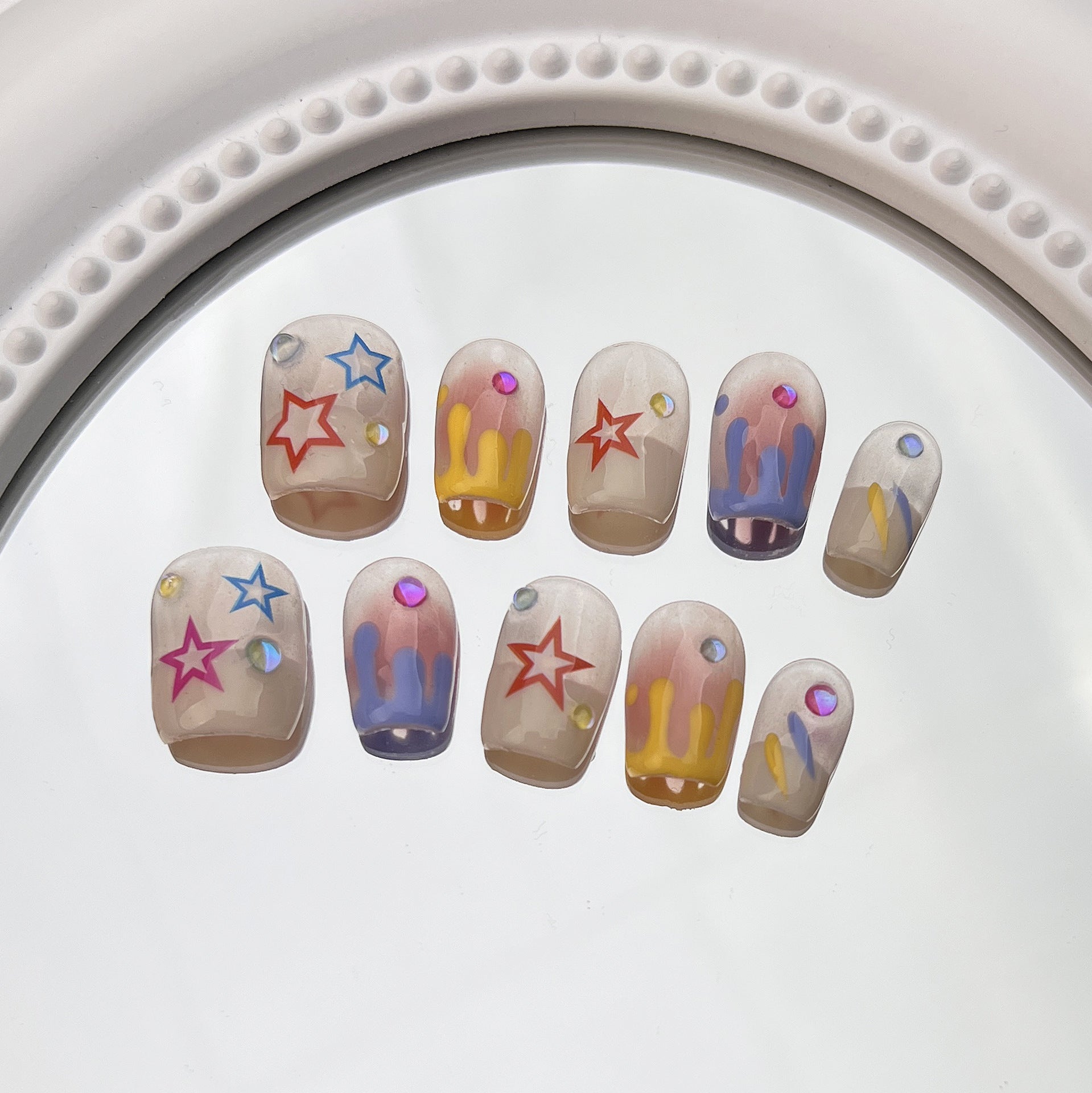 Uñas postizas hechas a mano, parche para uñas terminado, lindo parche para uñas cortas con grafiti de estrella, parche para uñas desmontable y usable | 365nails
