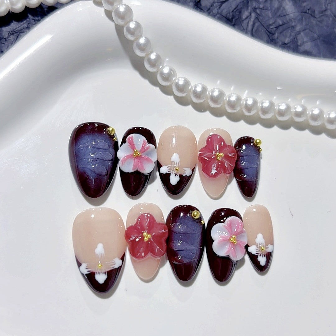 365nails : « Prune Sakura Noir » – Ongles press-on forme ovale courts prune-rose floral fait main