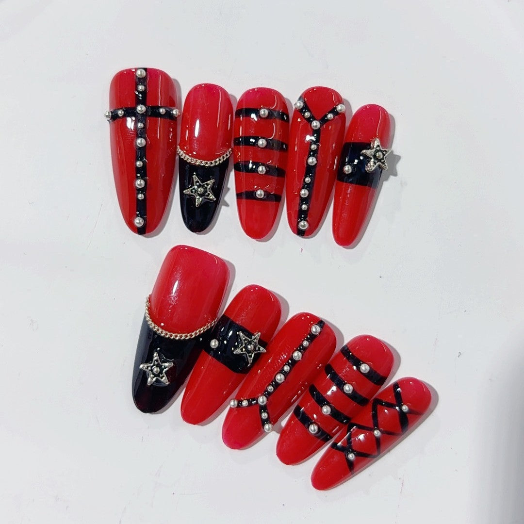365nails - 哥德暗夜：緋紅羈絆 — 杏仁形 手工製 鉚釘裝飾 穿戴甲