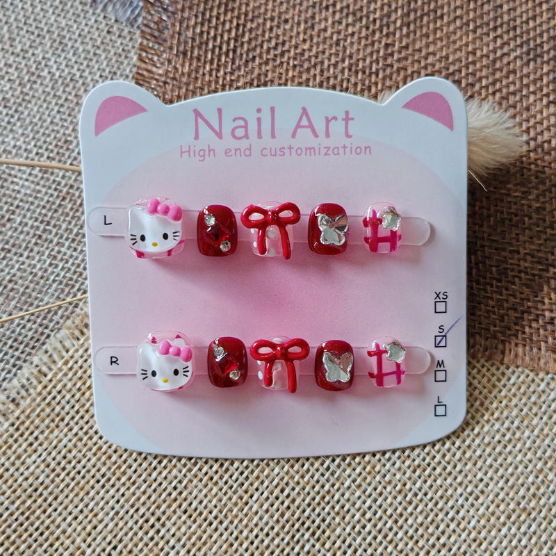 365Nails: "Hello Kitty Laço Rubi" – Unhas Postiças Curtas Ovais Feitas à Mão