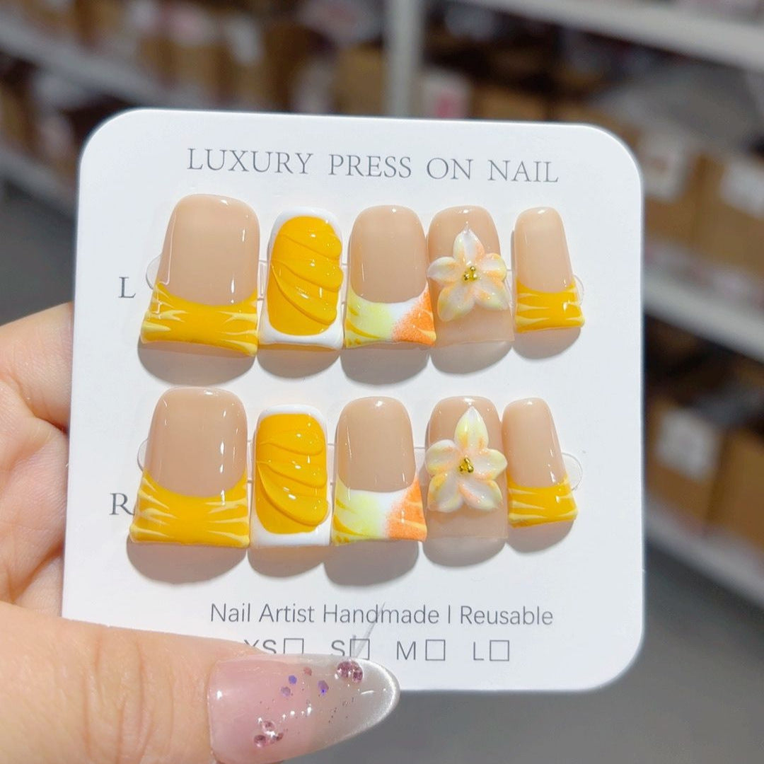 Mango Tango: "Tropical Bloom" – Unhas Postiças Quadradas Curtas
