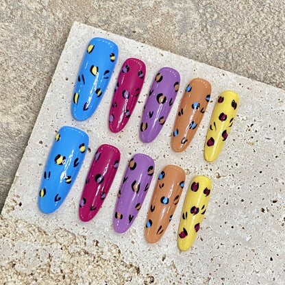 Handmade press-on nails eggshell spotted texture nail net red with the same Japanese nail sticker | 365nails