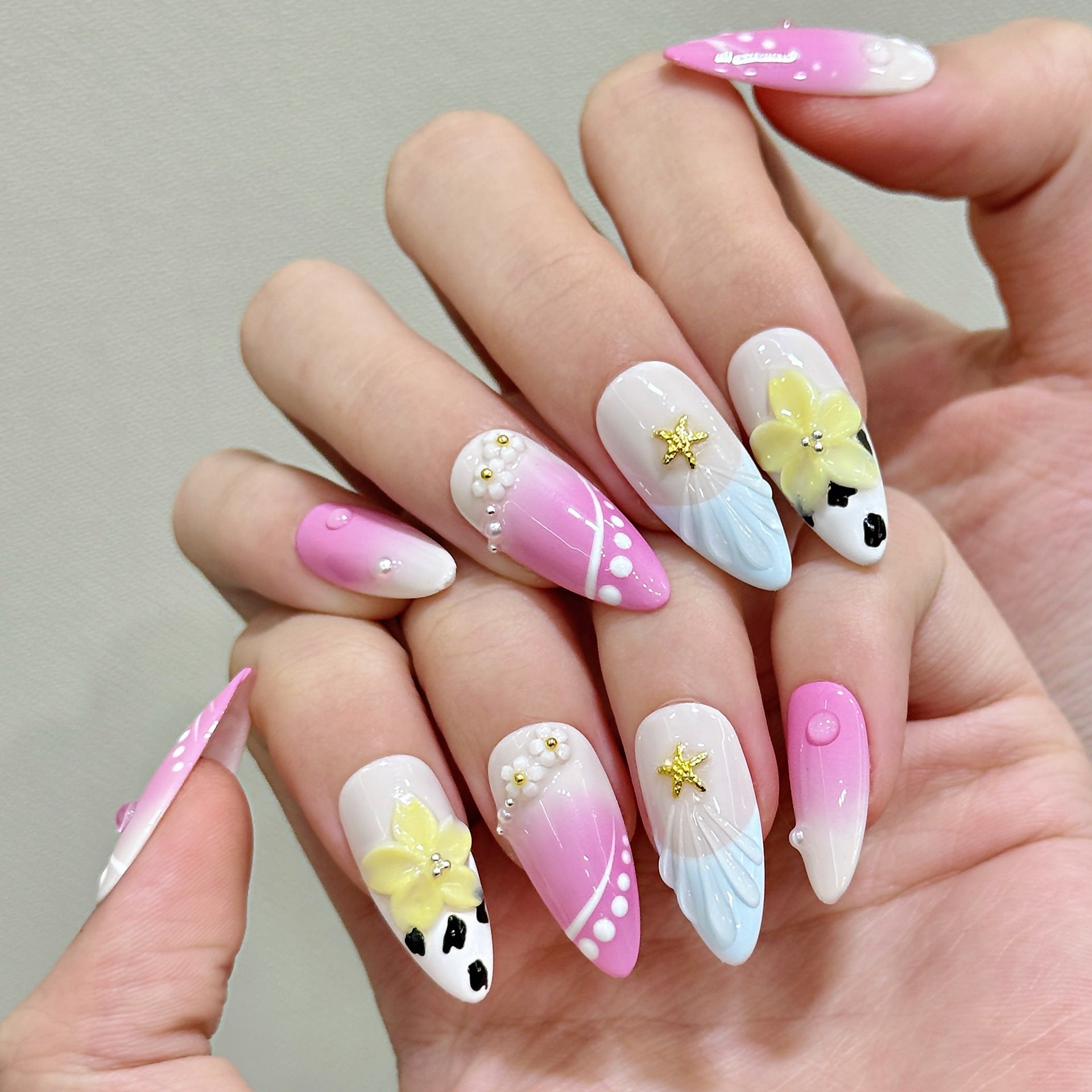 365nails: "Pastel Dreams" – 3D Floral Handmade Long Almond Nails