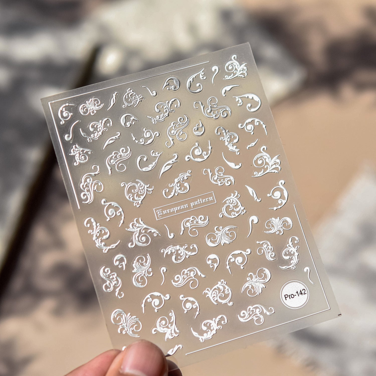 365nails: "White Lace Floral" – nail art stickers