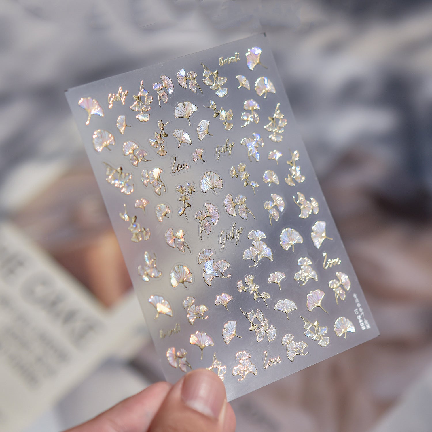 Ginkgo Leaf Collection: "Aurora Ginkgo" – 3D Metallic Nail Sticker