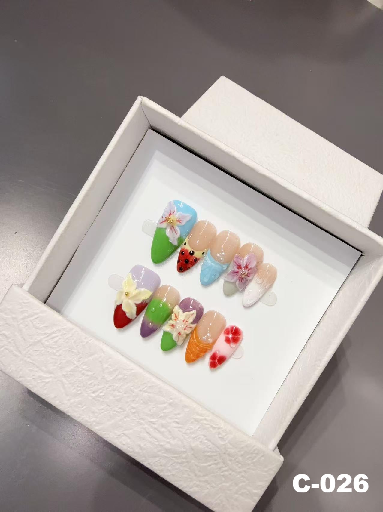 365nails: "Tropical Fantasy" – 3D 과일 수제 아몬드형 네일