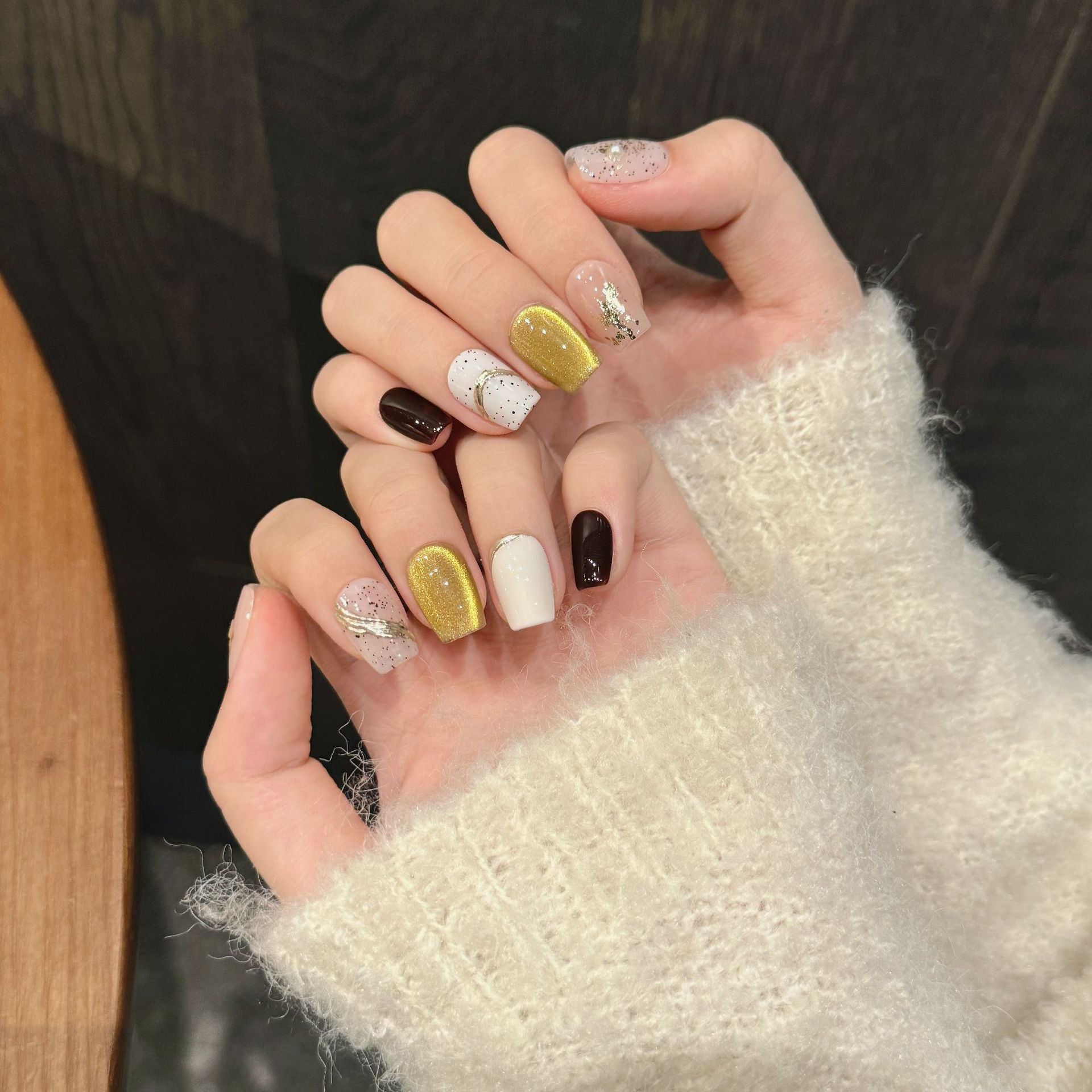 365nails: "Citrus Sparkle" – Gold Foil & Glitter Handmade Short Square Nails