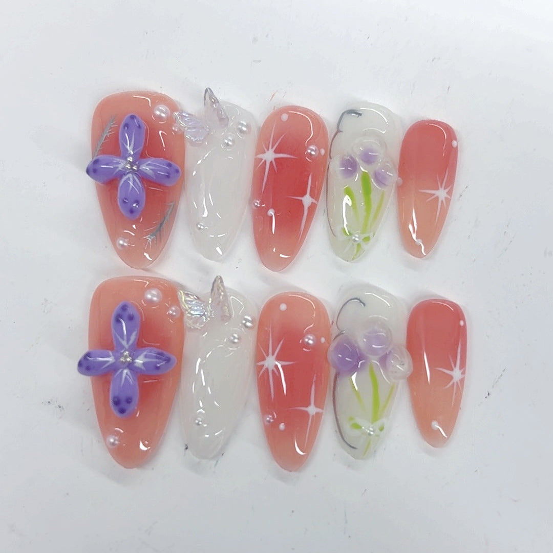 花卉幻想: "紫色綻放" – 杏仁形穿戴甲