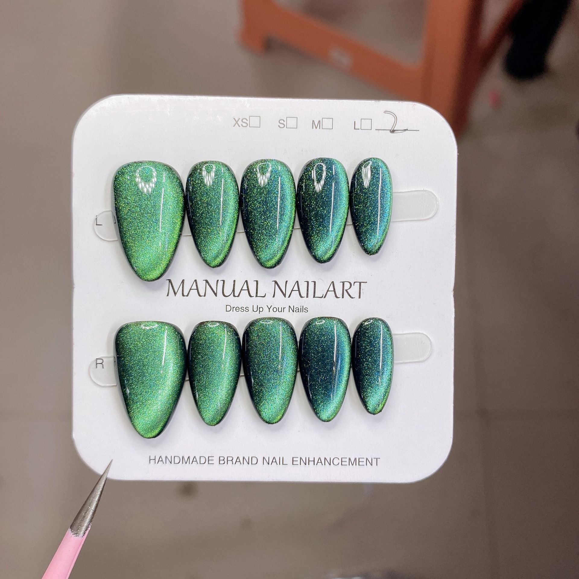 銀河絨感：磁性貓眼系列