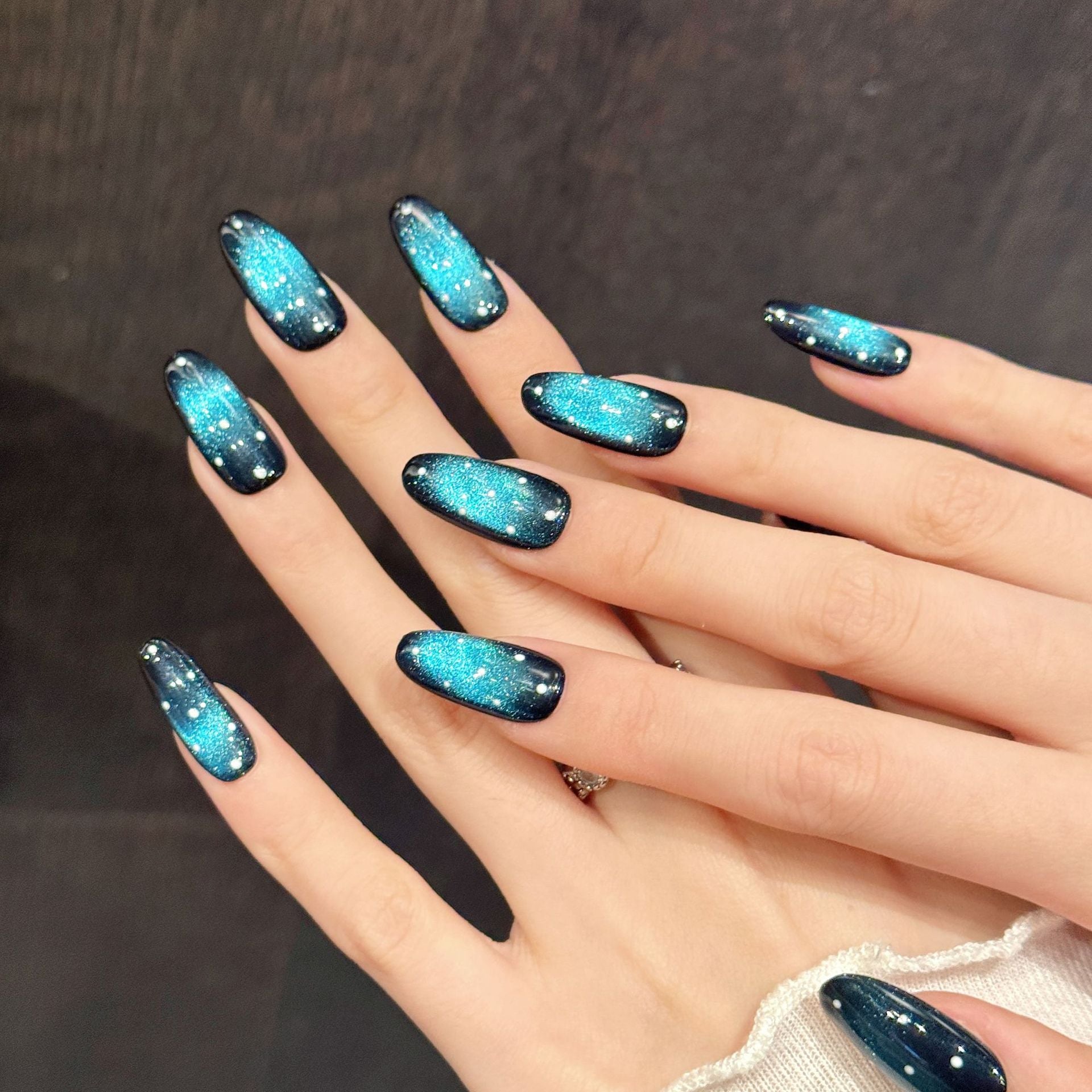 365nails: "Starry Night Blue" – Gradient Glitter Glass Bead Cat Eye Handmade Short Square Nails