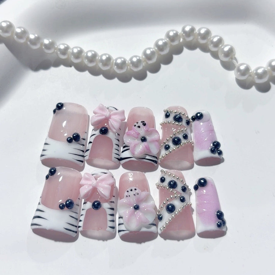Sweet Rebel: "Pink Kitty Punk" – Square Press-On Nails