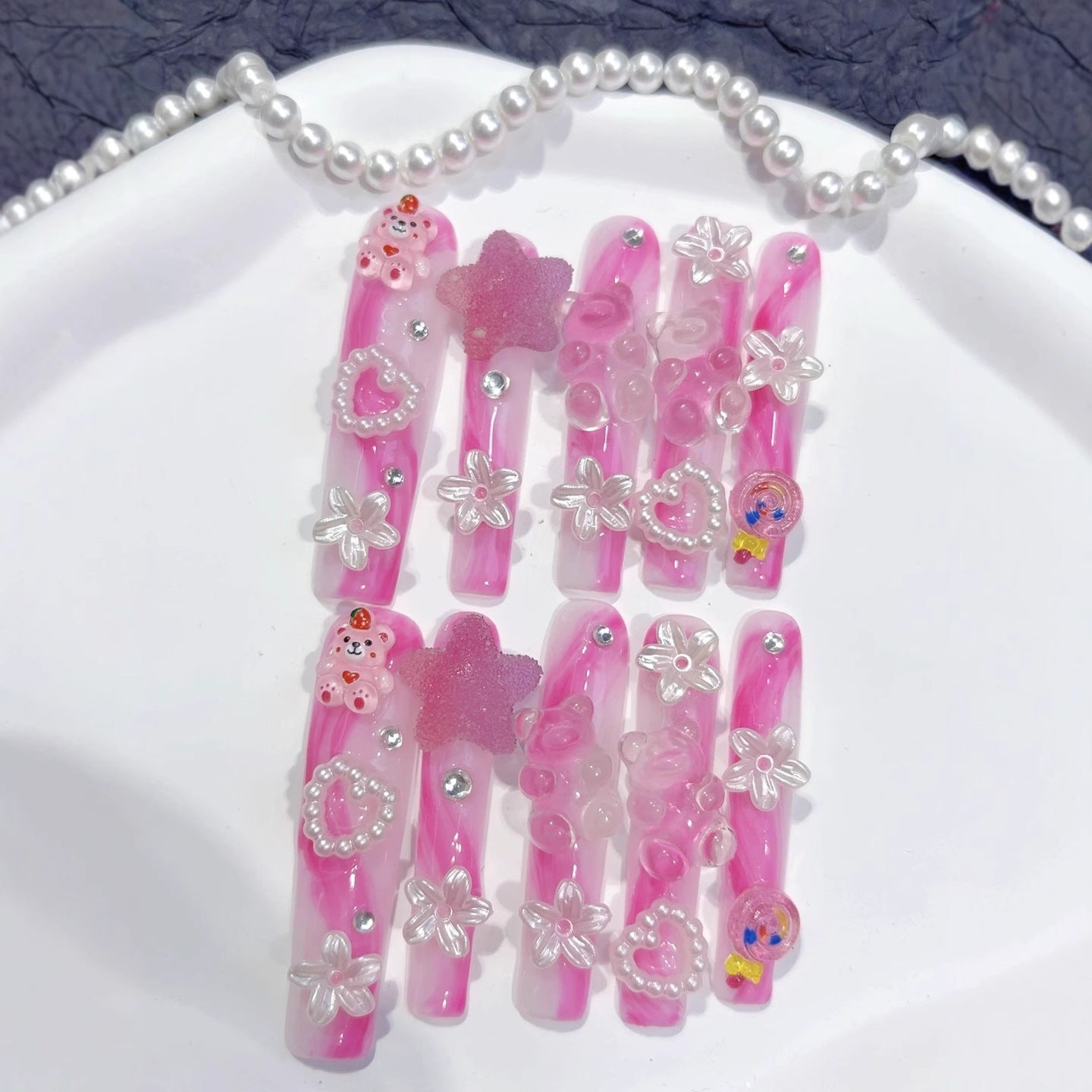 Unhas Postiças Rosa Urso de Gelatina Floral Fofo de Destaque