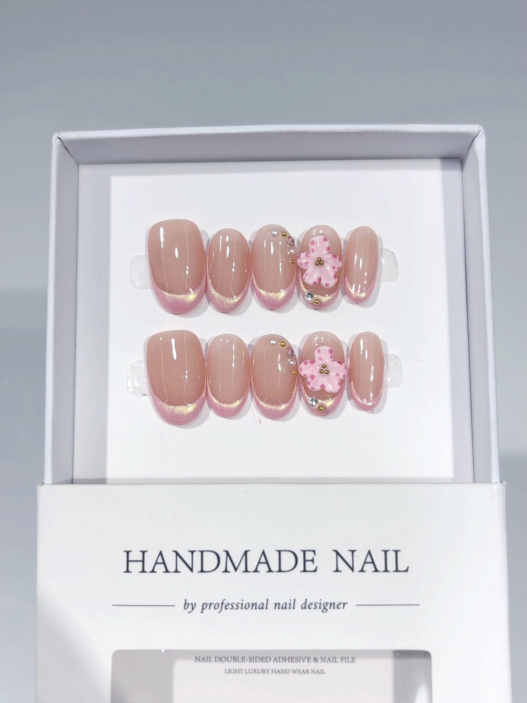 Sakura French: "Pink Flower & Magnetic Cat Eye" – Short Square Press-On Nails