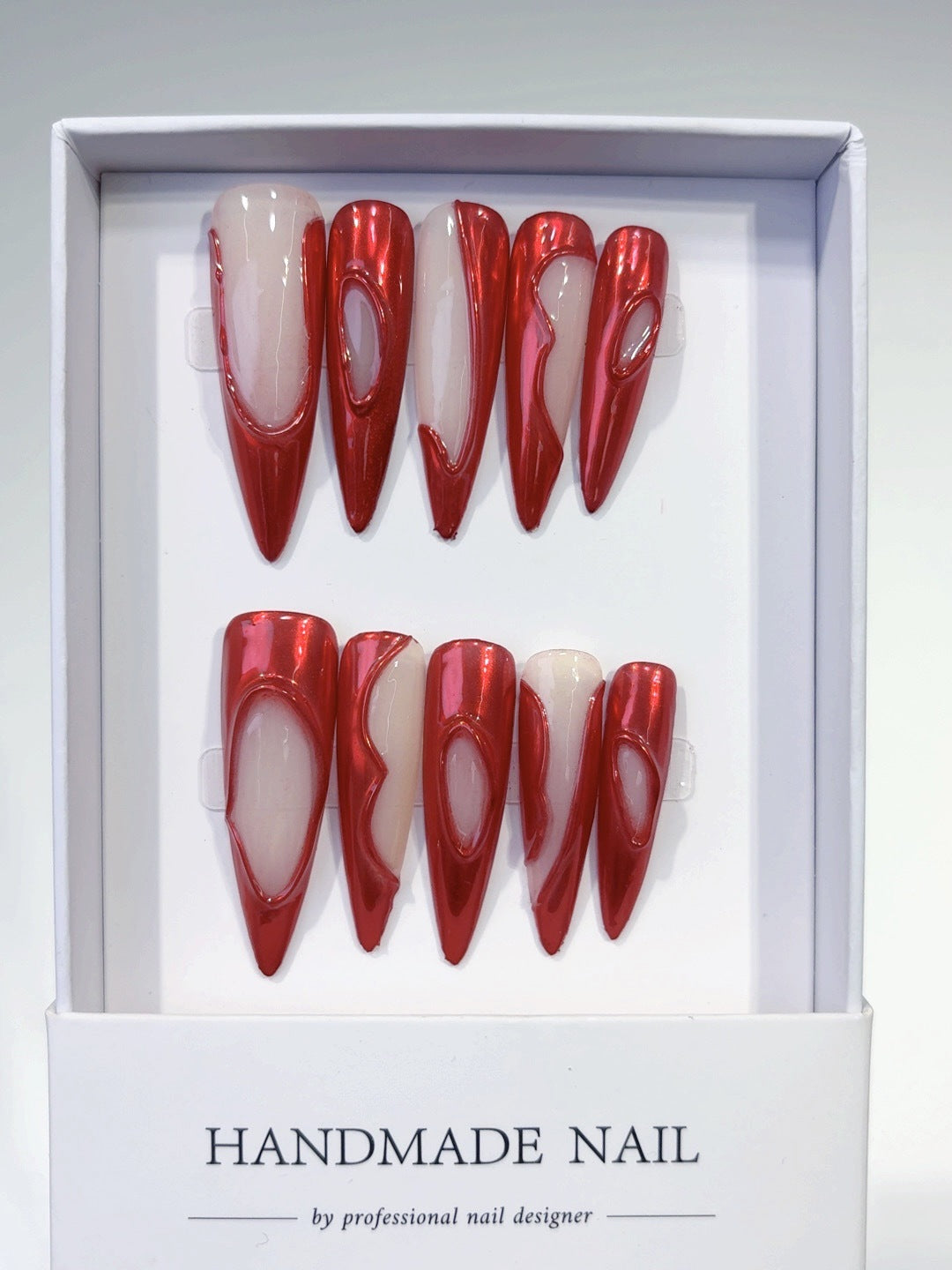 365nails: "Bord de Flamme Cramoisie" – Ongles press-on longs forme stiletto, rouge métallique creux, faits main