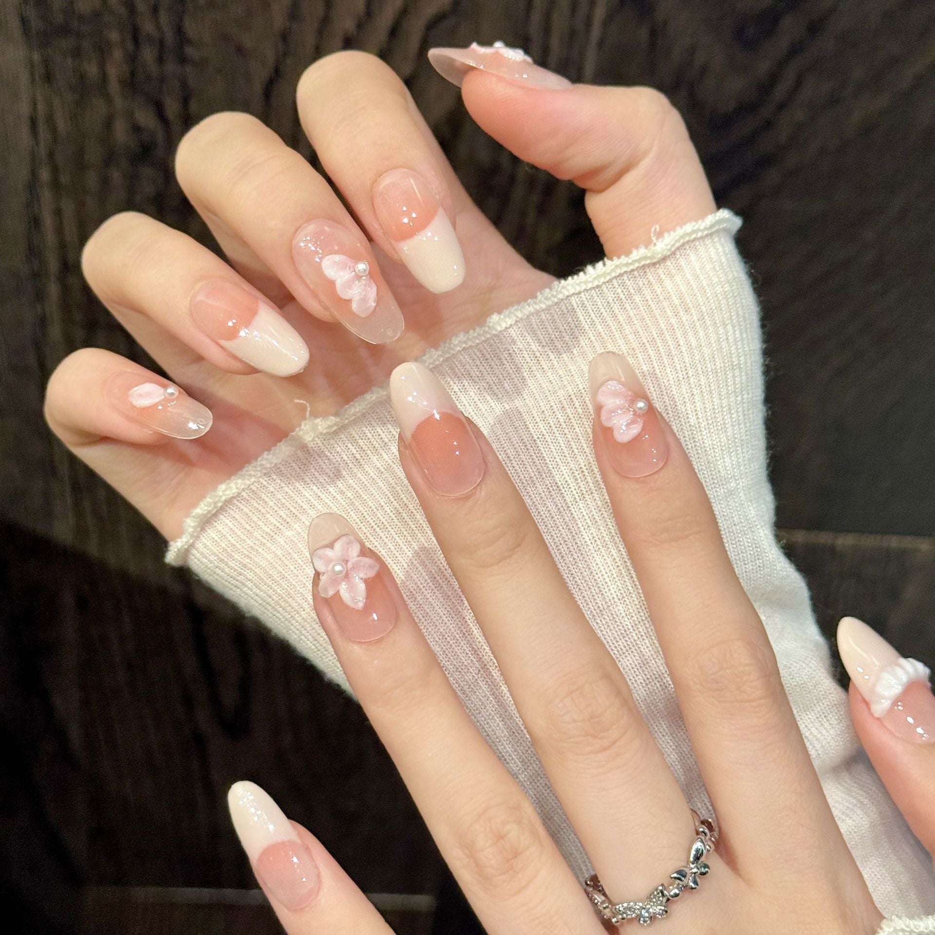 365nails: "Soft Pink Blossom" – Hand-Painted Floral Handmade Almond Nails