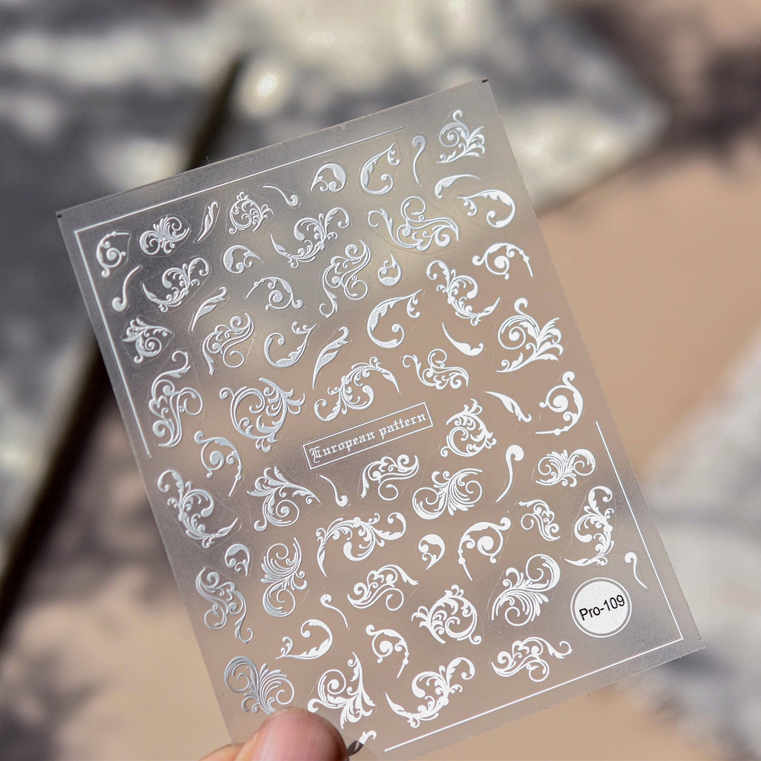 365nails: "White Lace Floral" – nail art stickers