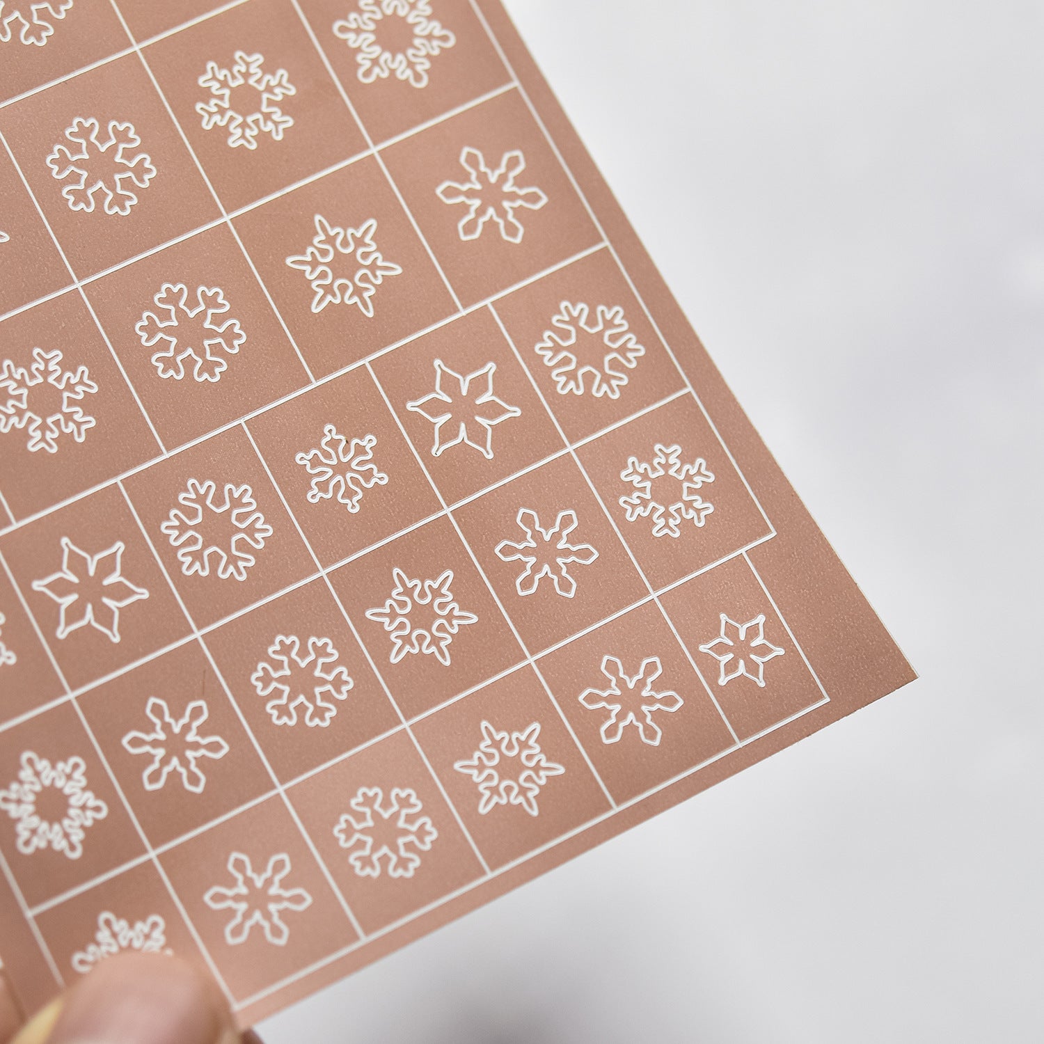 365nails: "Silver Outline Snowflake" – nail art stickers