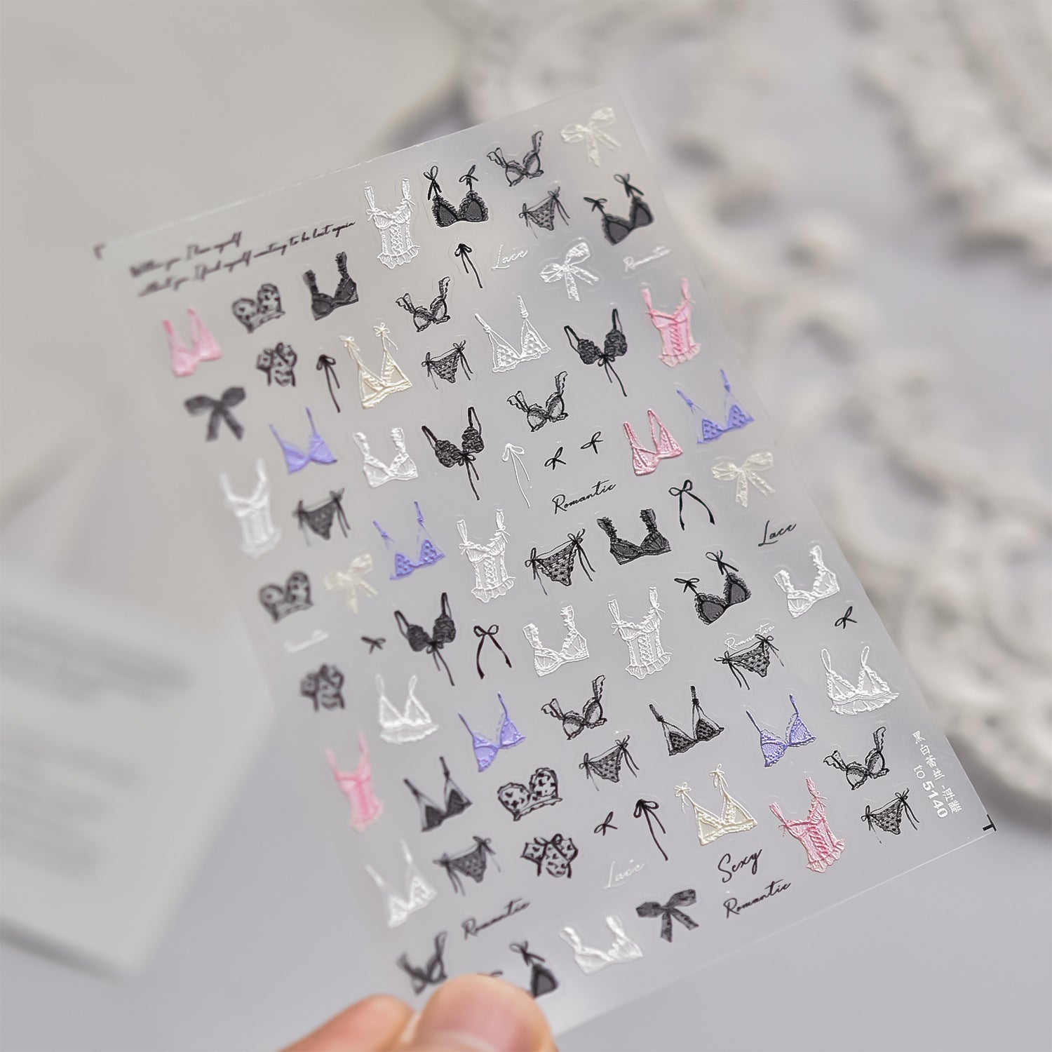 365nails: "레이스 란제리" – 네일 아트 스티커