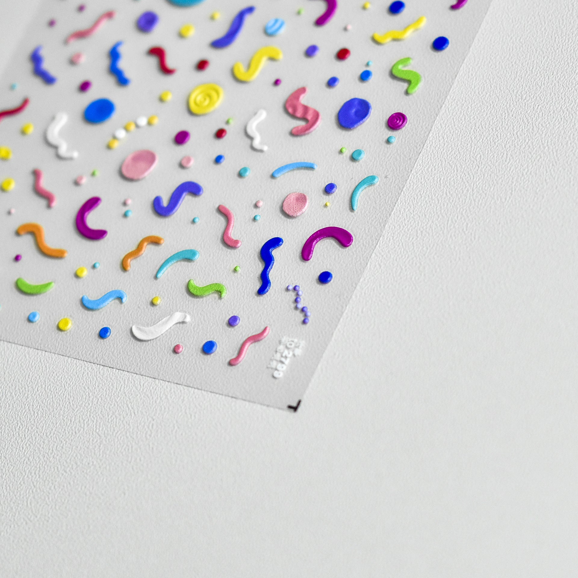 365nails: "Colorful Squiggle Dots Abstract" –Nail Art Stickers