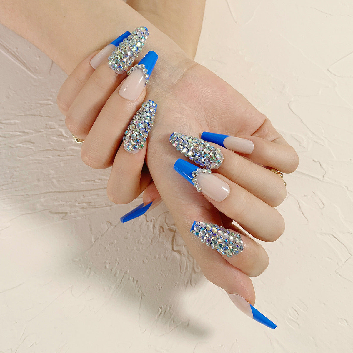 Unhas de pressão com diamante completo francês azul, unhas postiças acabadas, remendo removível, fornecimento especial ｜ 365 unhas