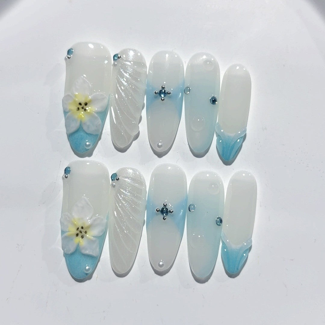 365nails - 冰霜綻放：霜花 — 杏仁形 手工製 立體雕刻 穿戴甲