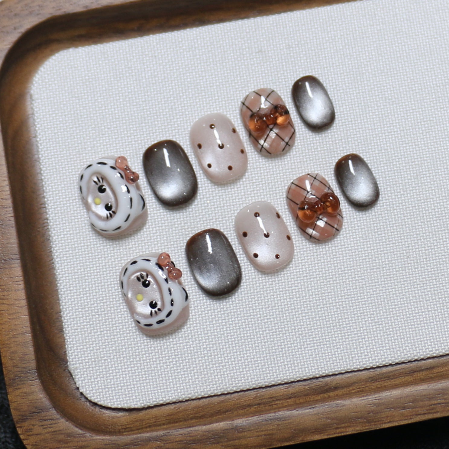Autumn Kitty Series: "Mocha Plaid Kitty" – Short Round Handmade Press-on Nails