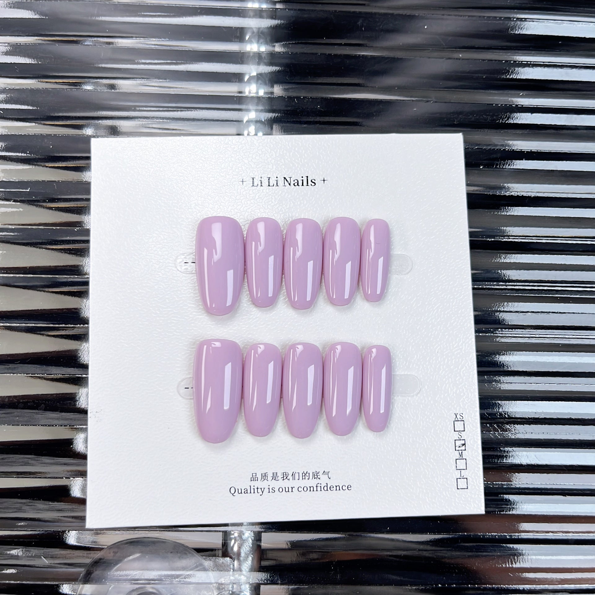 必備純色系列 | 中長款橢圓形 ｜手工製穿戴甲