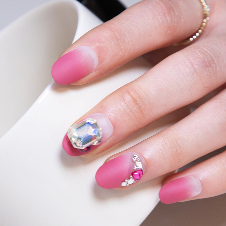 365nails: "Blush Ombre Crystal Oval" – Rhinestone Accent Press-on Nails