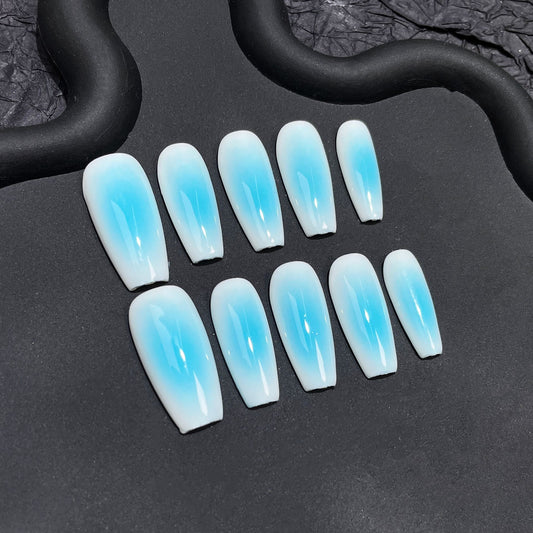 Handmade Press-on Nails Airbrush Ocean Blue and White Blush Medium and Long Nail Patch Simple Spice Girl Wearable Nail Patch｜365nails
