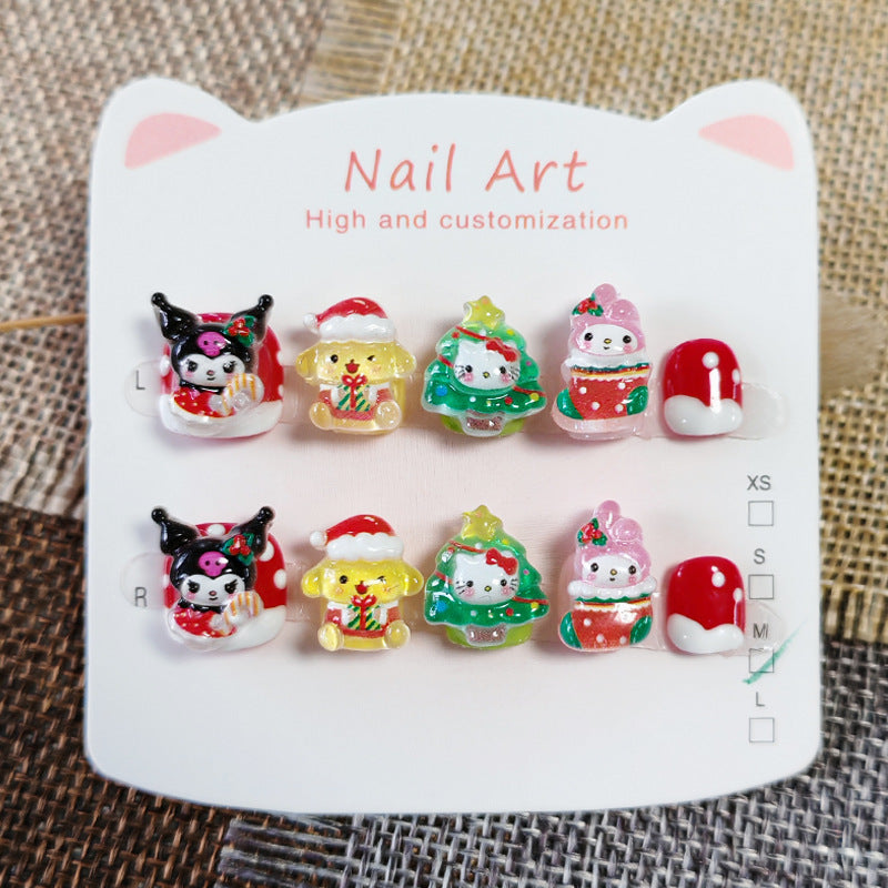 365nails：「Sanrio Christmas Party」—手工製可愛短款橢圓形穿戴甲