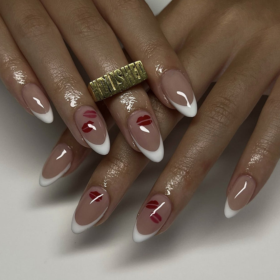 Patch d'ongles classique French blanc, forme amande court, faux ongle romantique imprimé lèvre rouge, patch unie｜365nails