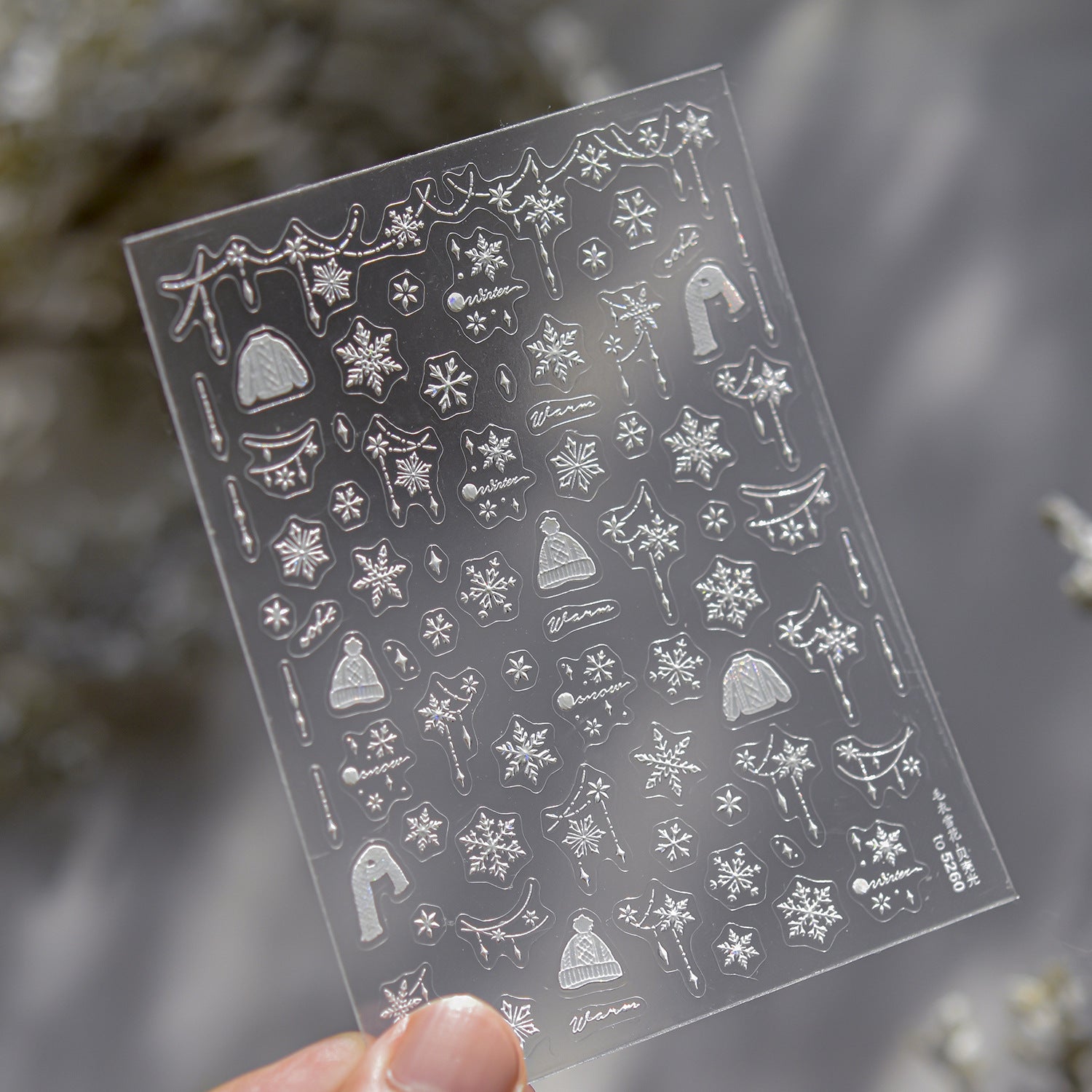Silver Snowflake & Winter Hat – 5D Embossed Festive Accent Set