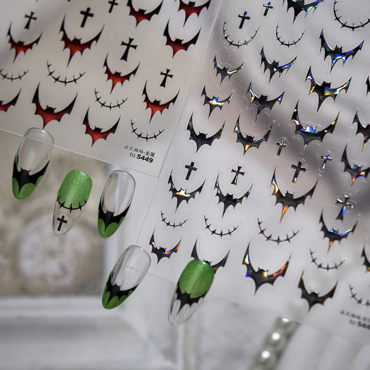 365nails: "Gothic Bat & Cross" – nail art stickers