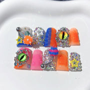 Reino Demoníaco: "Olhar do Caos" – Unhas Postiças 3D Artesanais com Formato de Bico de Pato