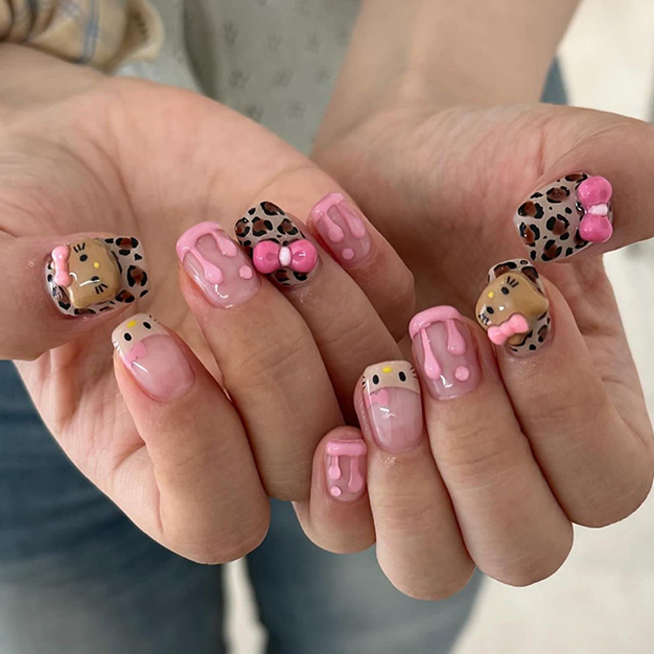 Unhas de pressão com laço de gato tridimensional, manicure francesa 3D em bolo de creme rosa, peça de unha com estampa de leopardo para outono e inverno｜365nails