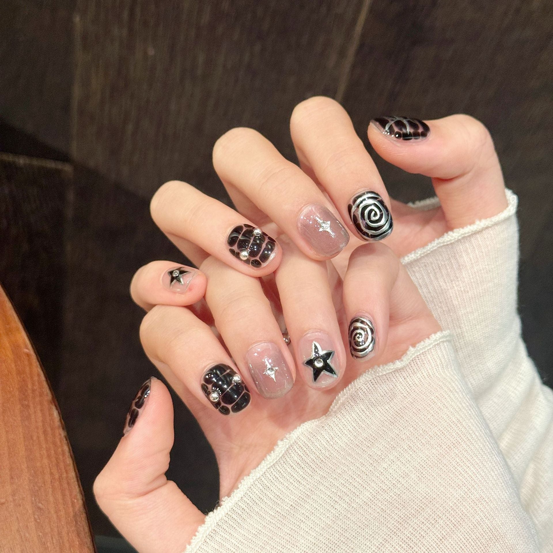 Edgy Black Swirl Star Silver Chrome Short Press-On Nails