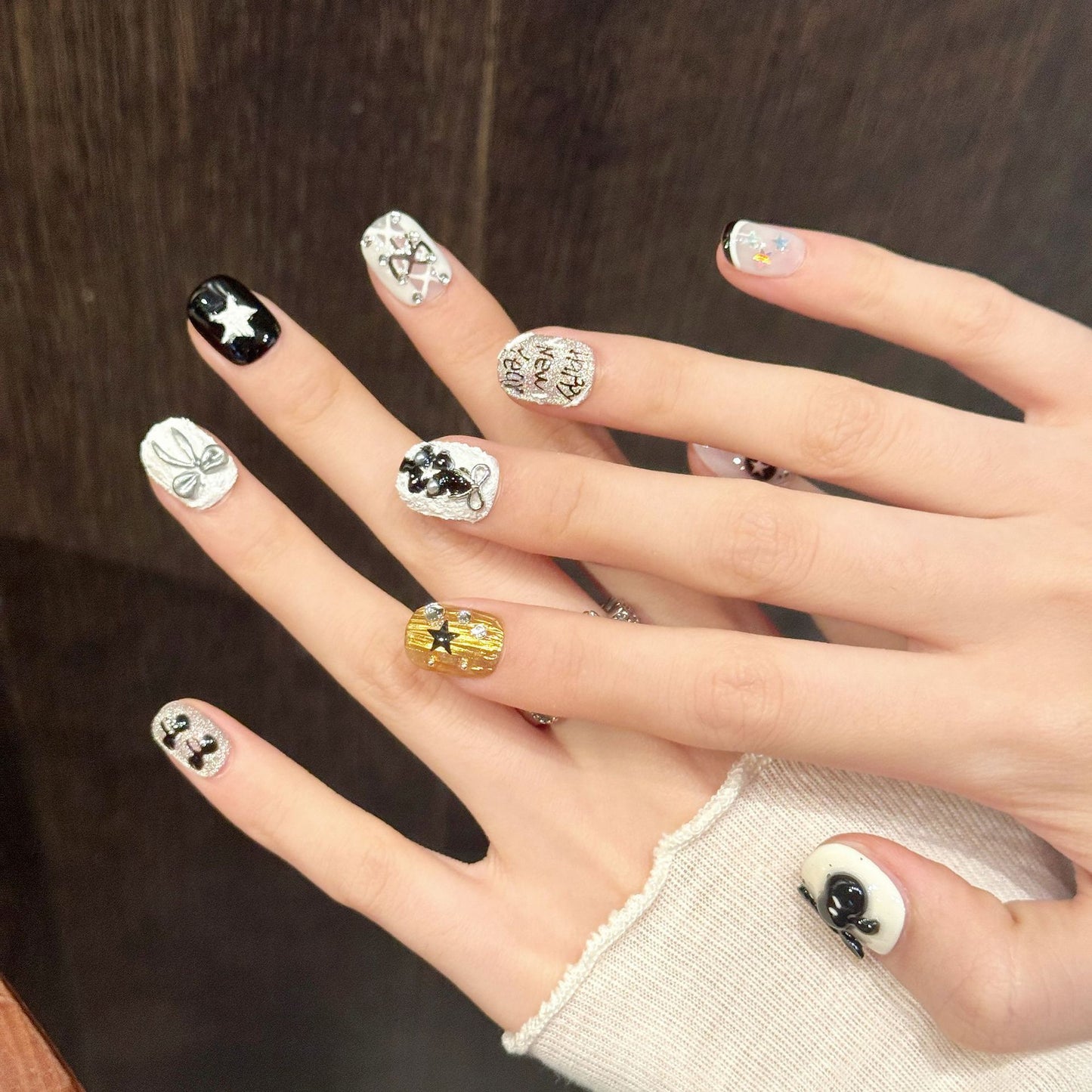 Black White Gold New Year Party Nails