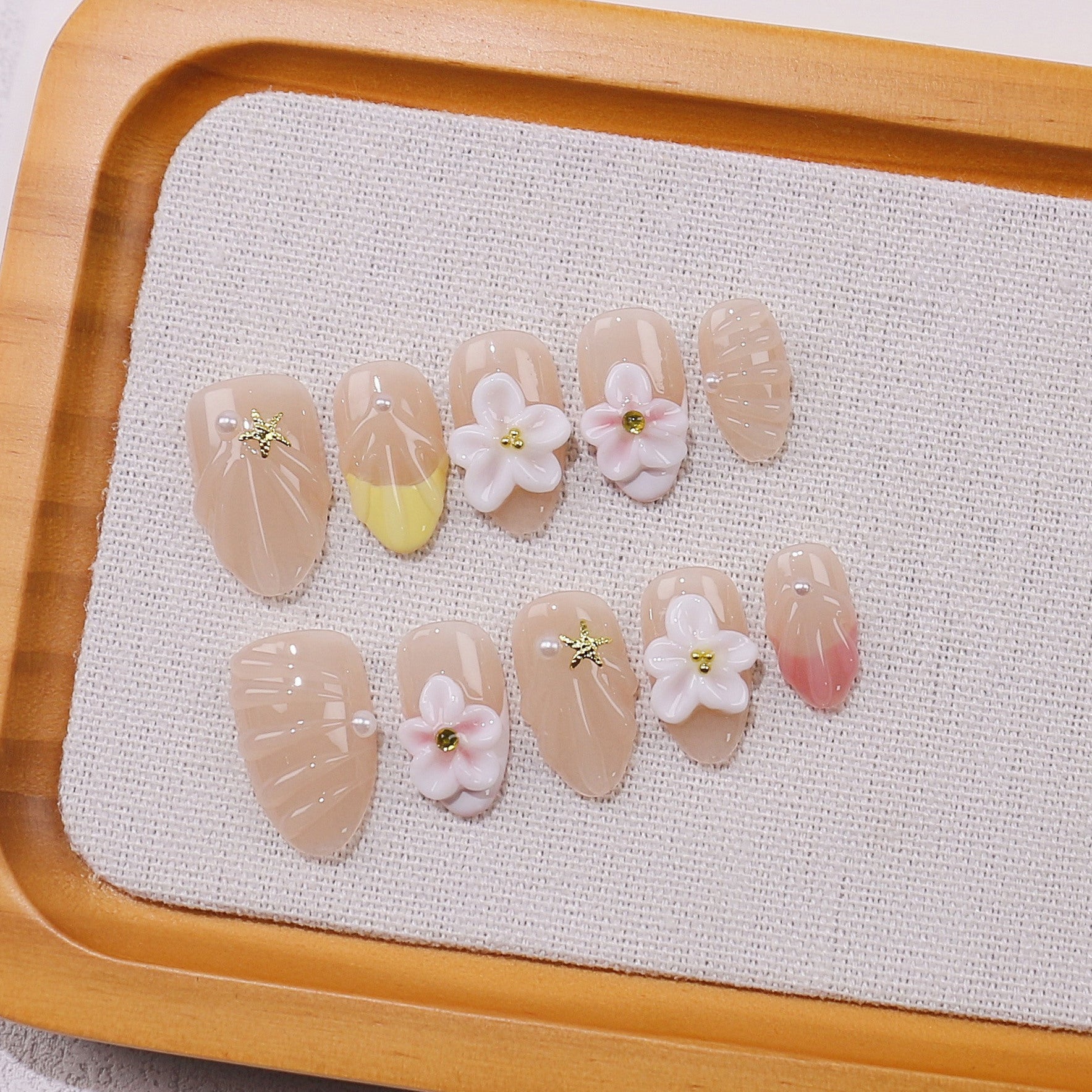 365nails-甜美綻放：櫻花貝殼 — 短款杏仁形手工製穿戴甲