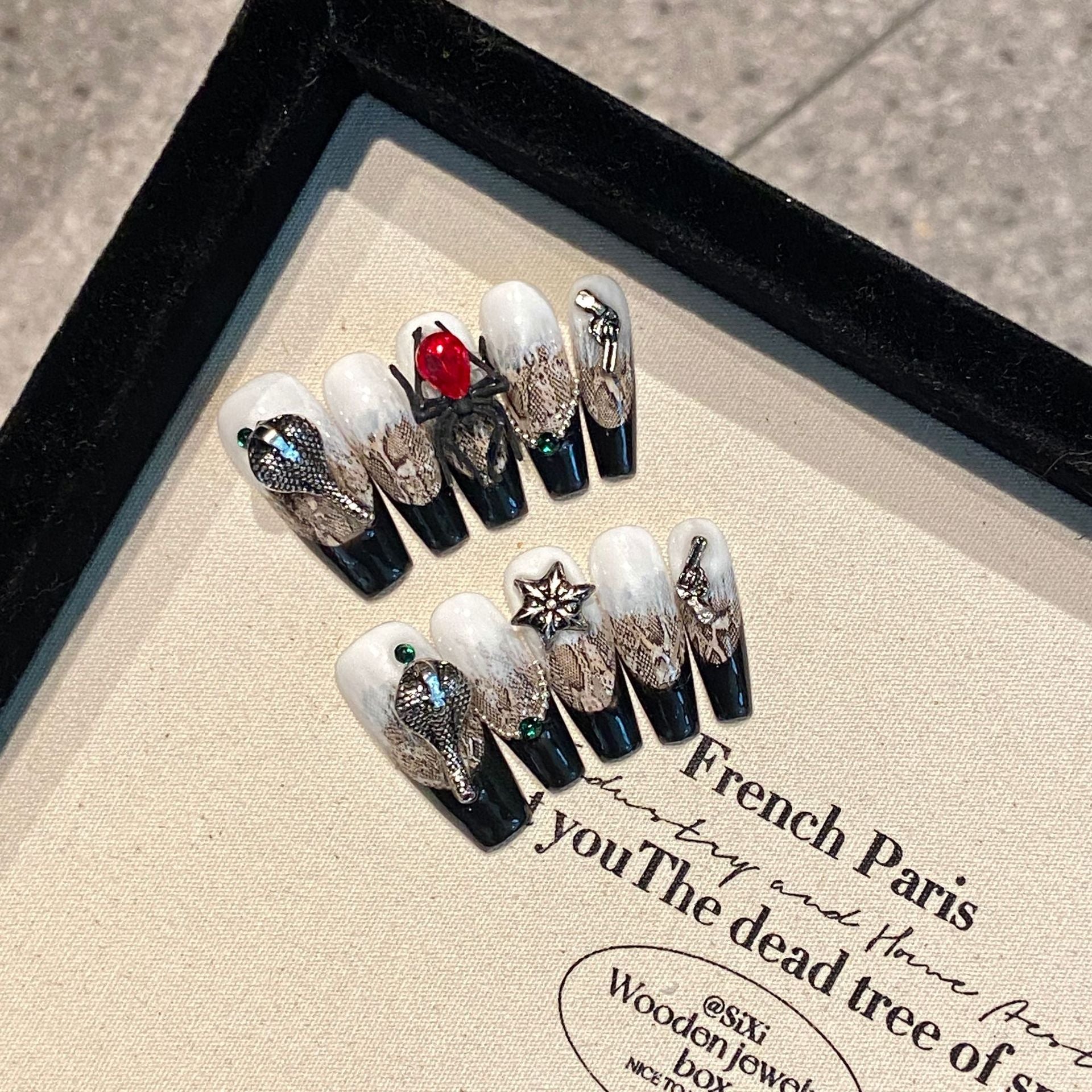 Unhas postiças artesanais da Western Regions Secret Realm, Tribo da Cobra, Diamante de Sangue, Manicure removível e reutilizável | 365nails