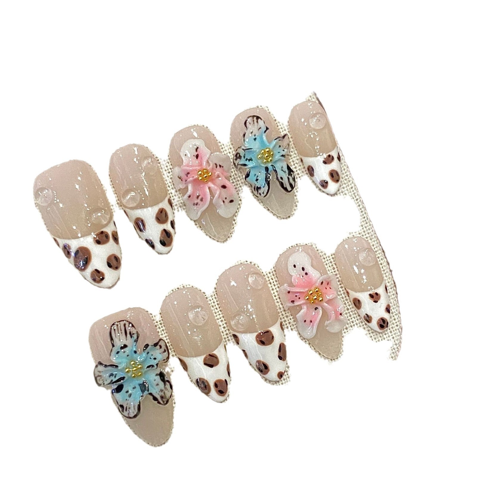 Unhas postiças de outono e inverno com estampa de leopardo e flor do diabo esculpidas à mão | 365nails