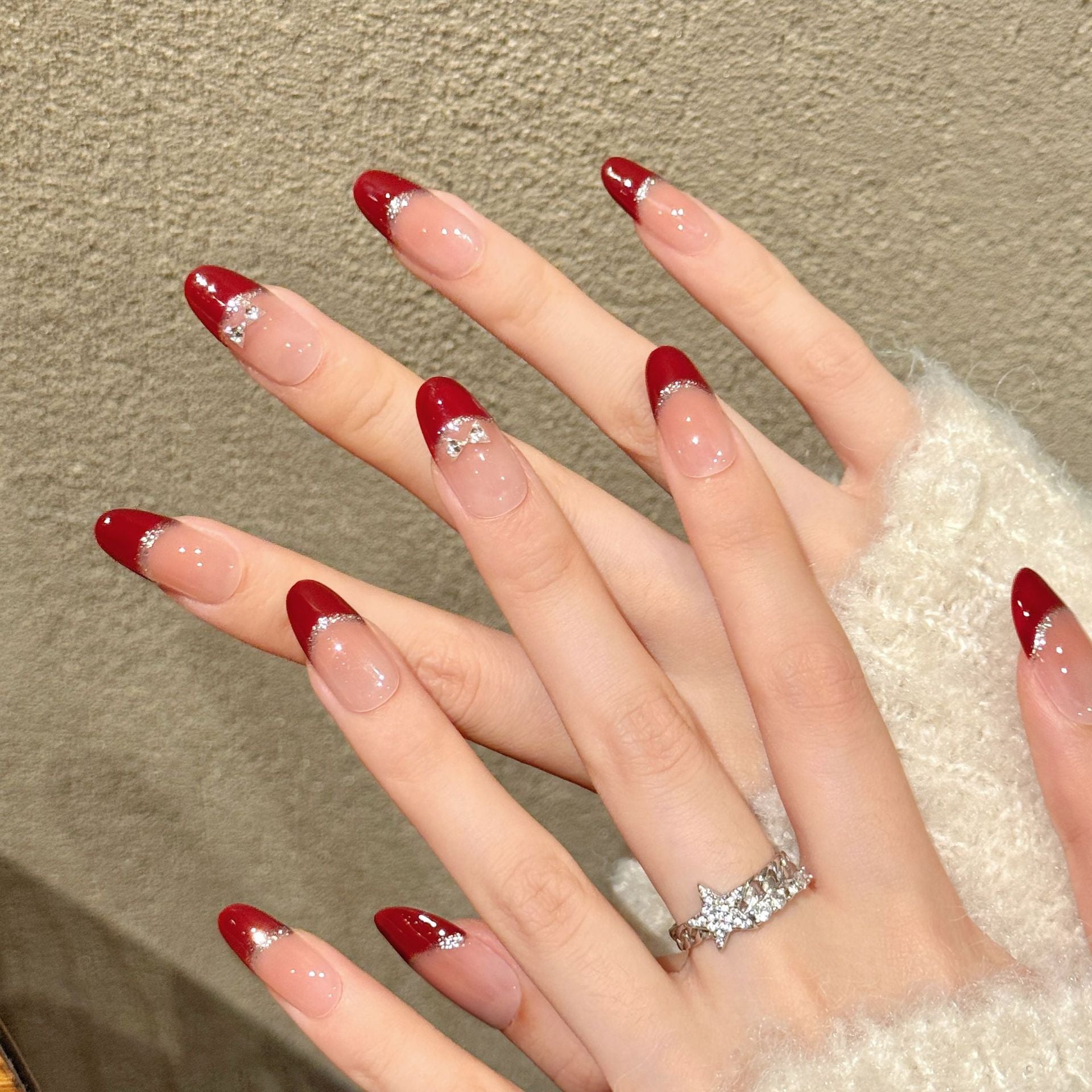 365nails: "緋紅胭脂" – 漸層法式指尖 手工製 短款 杏仁形 穿戴甲
