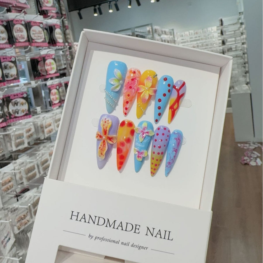 365nails: "Candy Crush" – 3D Bow Handmade Almond Nails