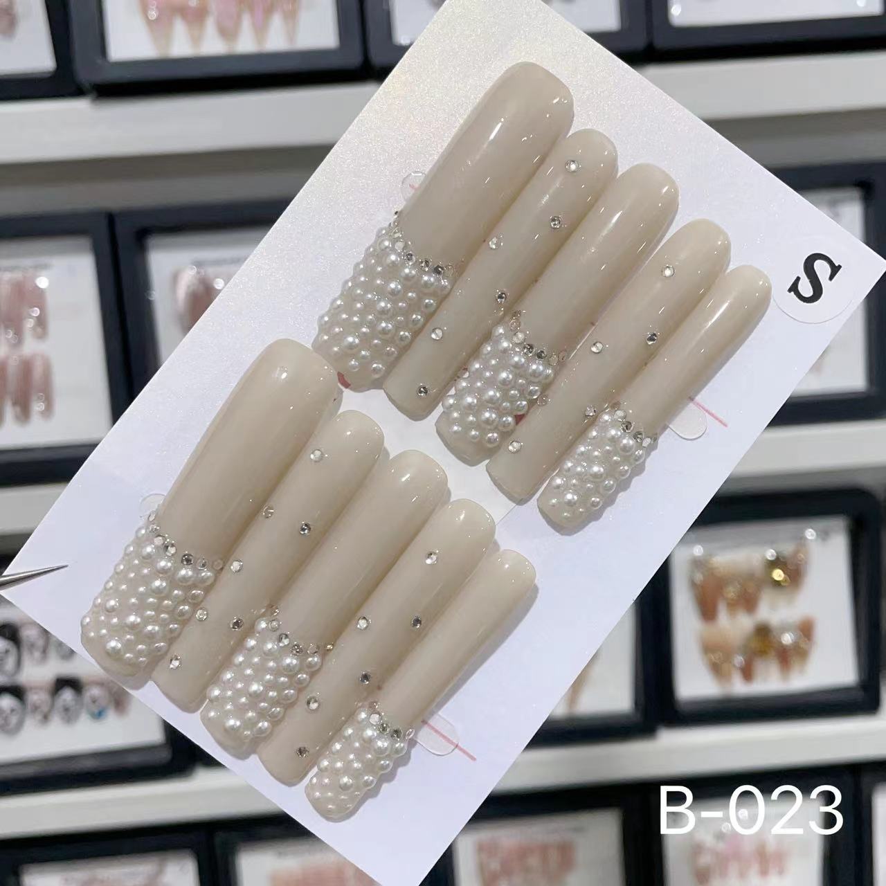 Extra Long 5.5cm Water Pipe Press-On Nails | Handmade Collection | Round Shape